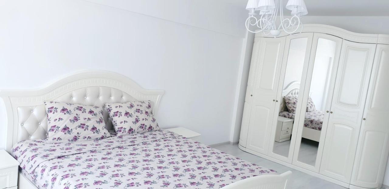 White Apartament, Braila Luaran gambar
