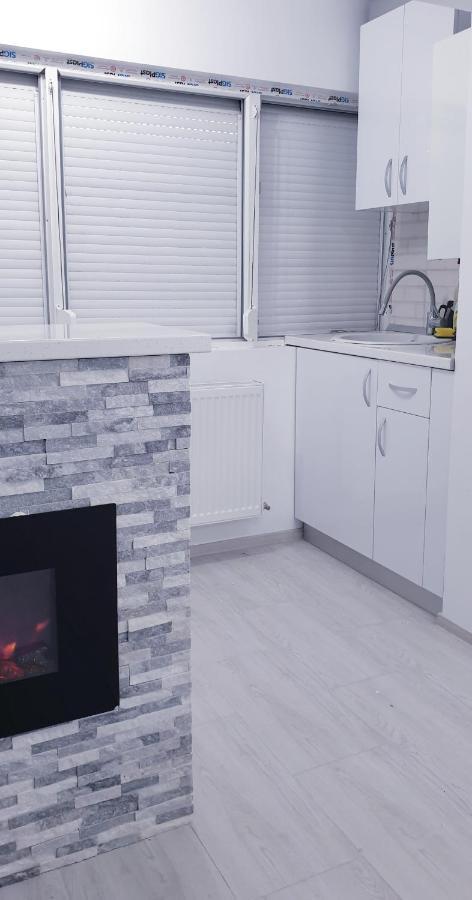 White Apartament, Braila Luaran gambar