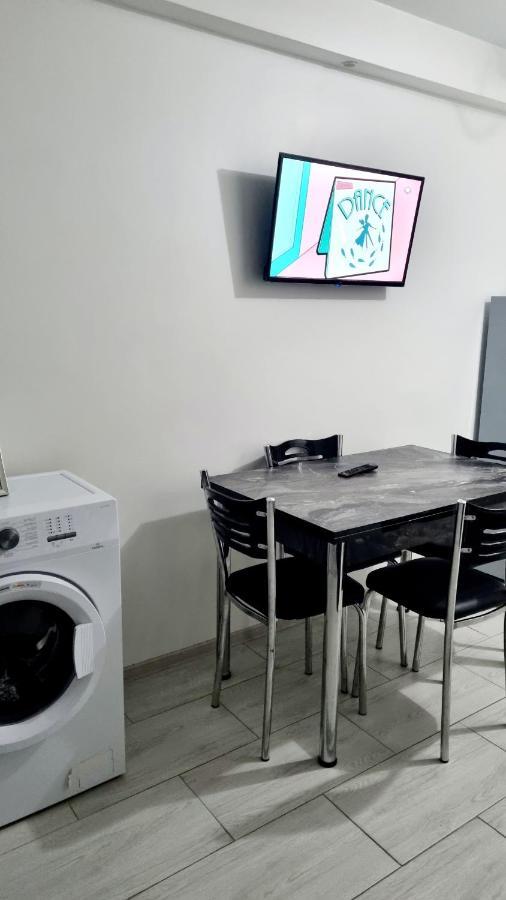 White Apartament, Braila Luaran gambar